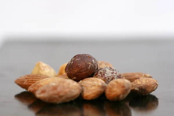 Roasted nuts — Stock Photo, Image