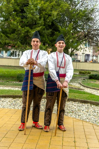 RESEN, MACEDONIA - NOVEMBER 25:Members of folk group Tashe Miloshevski , posing in yard of a well known building Saray in Macedonia.Resen , Macedonia on november 25, 2013 — Stock Photo, Image