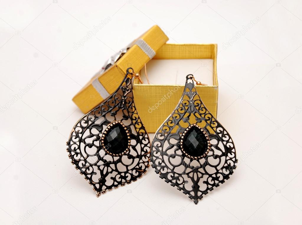 Fashion earings image