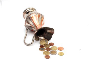 şık sütyen sürahi dökülen paralar