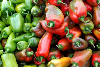 Paprika bir çiftçi pazarda Satılık