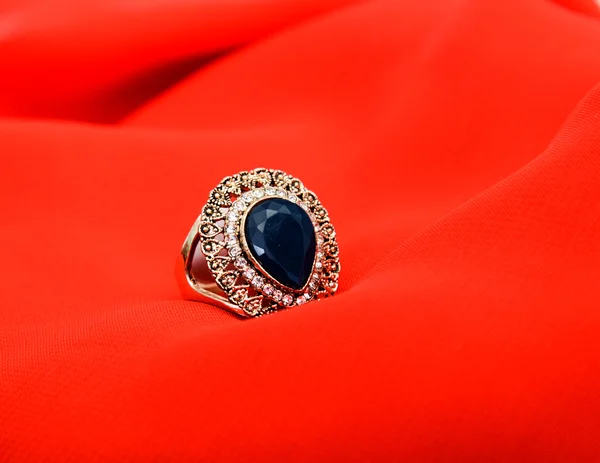 Immagine di un anello di moda — Foto Stock