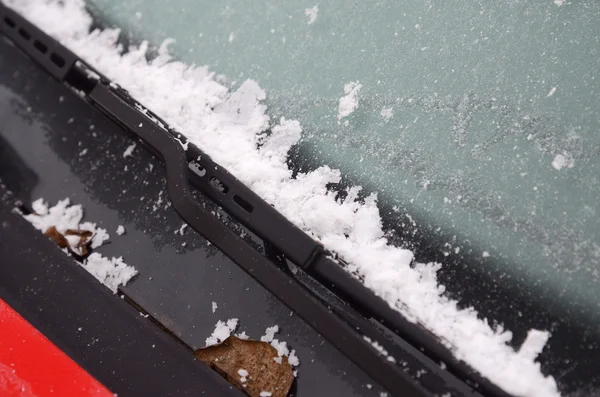 Υαλοκαθαριστήρα αυτοκινήτου με τον παγετό — Φωτογραφία Αρχείου
