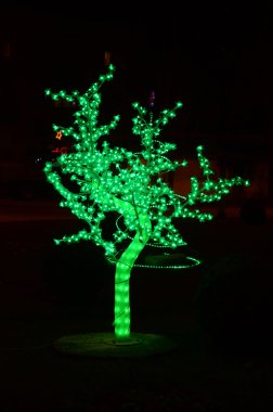 Işıklı ağaç açık ile Noel sahne