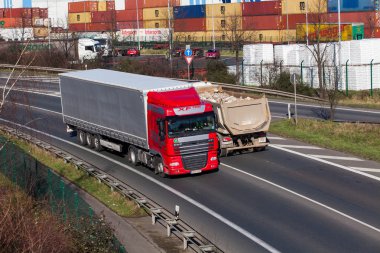 karayolu taşıma kamyonu