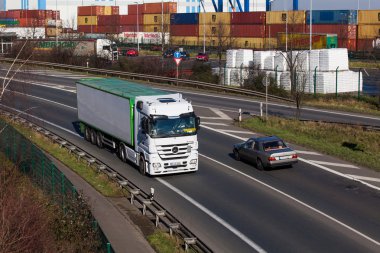 karayolu taşıma kamyonu