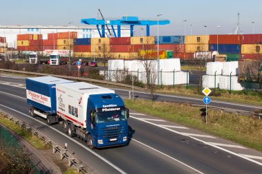 karayolu taşıma kamyonu