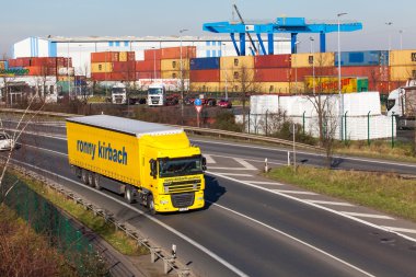 karayolu taşıma kamyonu