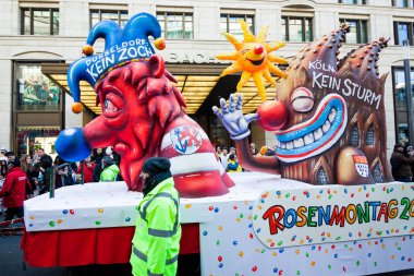 Karnaval geçit şehir merkezinde