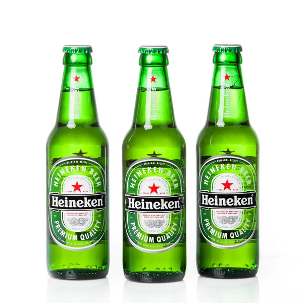 Garrafas de Heineken Lager — Fotografia de Stock