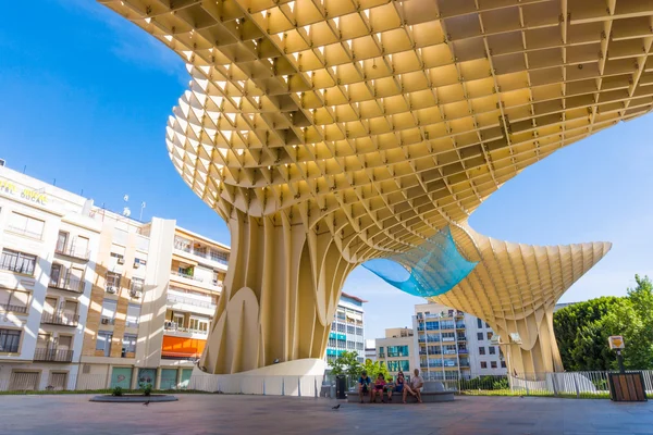 Metropol Parasol en la Plaza de la Encarnación — Foto de Stock