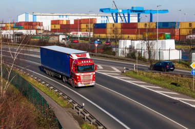 karayolu taşıma kamyon