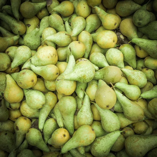 成熟多汁梨 — 图库照片