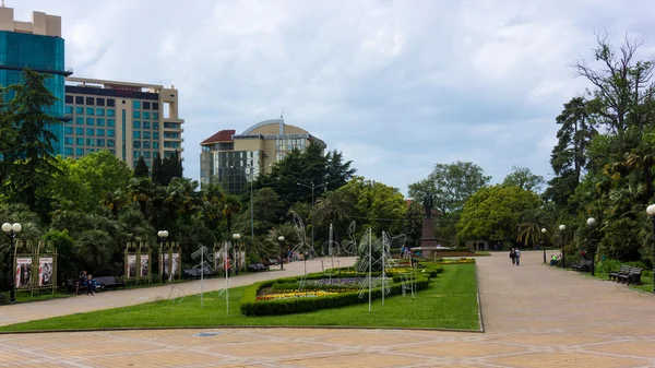 Lenin sanatları park anıt. — Stok fotoğraf