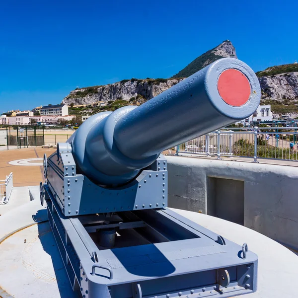 Gibraltar. silah Cebelitarık sergi. Kural Britannia. Eski savaş topu — Stok fotoğraf