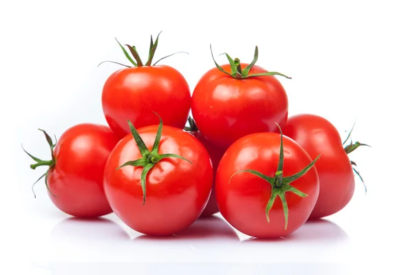 Tomate aislado sobre blanco — Foto de Stock