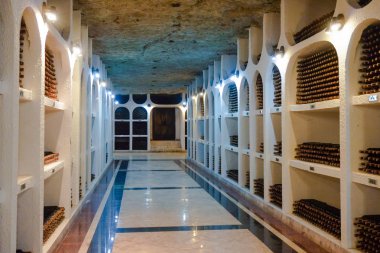 Cricova, Moldova - Ocak 03: coll yeraltı şarap mahzeni