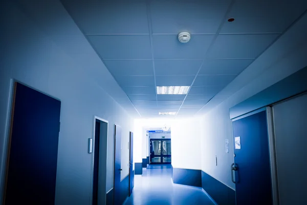 Corridor in hospital. hospital hallway. hospital interior — Stock Photo, Image