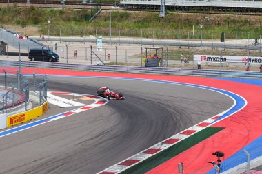 SOCHI, Rusya - 31 Temmuz 2016; Rus Formula 1. Sochi Autodrome 'da yeterlilik yarışları. İnanılmaz Sochi Şehir Yarış Gösterisi