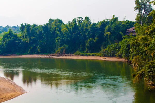 Rio Kwai. Tailândia — Fotografia de Stock