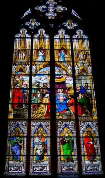 Stained glass church window with Pentecost theme — Stock Photo, Image
