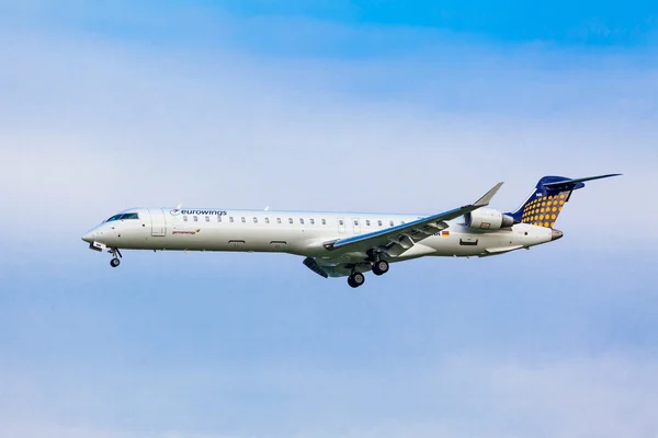 Eurowings Canadair CL-600-2D24 Regional Jet CRJ-900LR - D-ACNW l — Stock Photo, Image