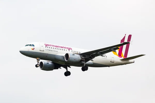 Airbus A319-100 Germanwings landning — Stockfoto