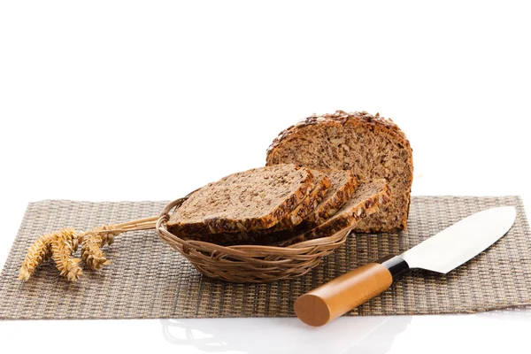 Sneetjes brood en mes . — Stockfoto