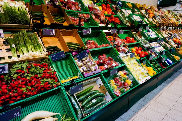 Legumes exibidos no Market Stall — Fotografia de Stock