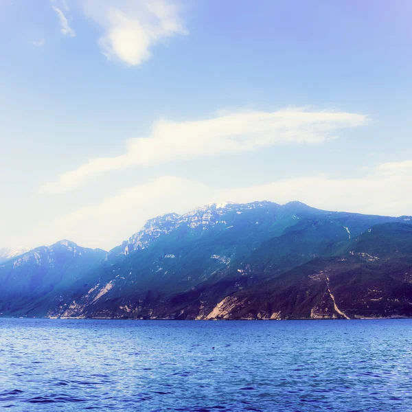 Hermoso lago de Garda — Foto de Stock