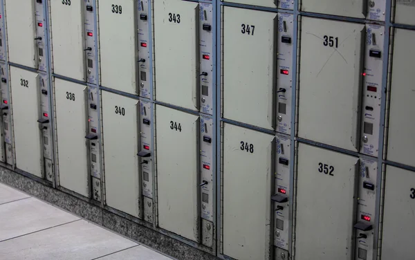 Metal lockers at railway terminal — Stock Photo, Image