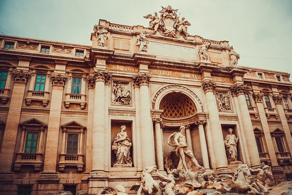 Trevi-Brunnen — Stockfoto