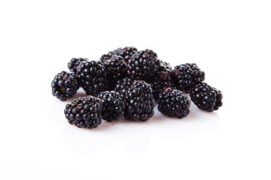 Organik böğürtlen yığını