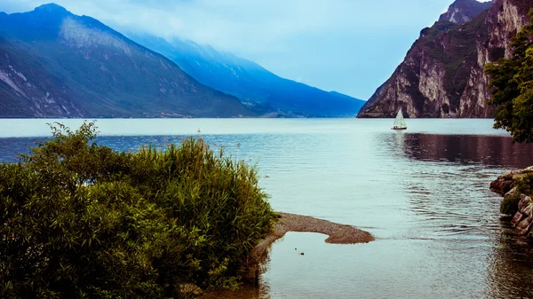 Lago di Garda in Italia — Foto Stock