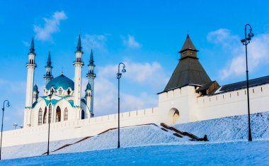 kazan kremlin qolsharif Camii