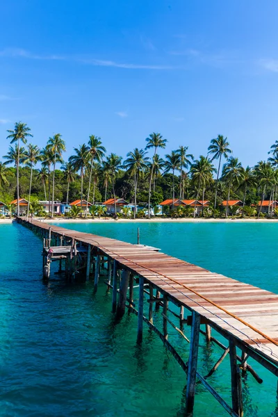 Tropical island resort — Stock Photo, Image