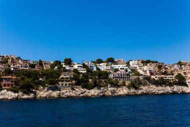 Apartmanlarda Akdeniz tarafından