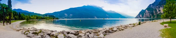 Pohled na jezero Garda — Stock fotografie