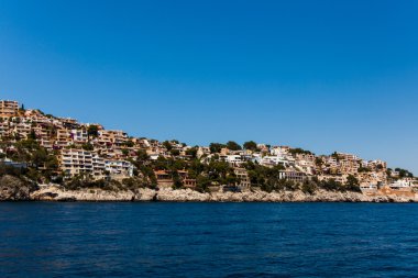 Apartmanlarda Akdeniz tarafından