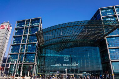 Berlin ana istasyonu