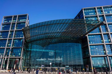 Berlin ana istasyonu