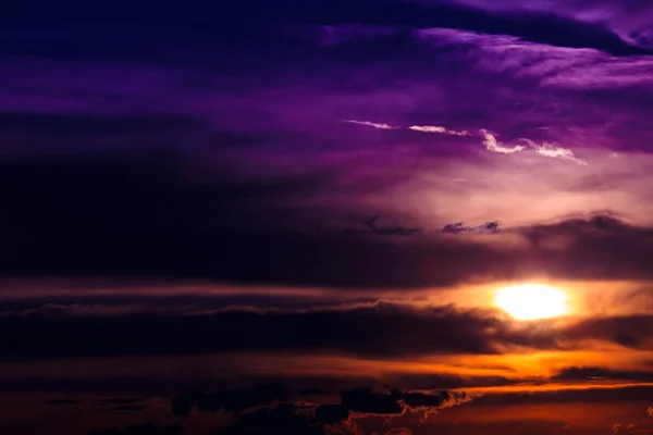 Beautiful  Dramatic sunset — Stock Photo, Image