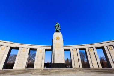 Berlin Askerllerin Anıtı Sovyetler