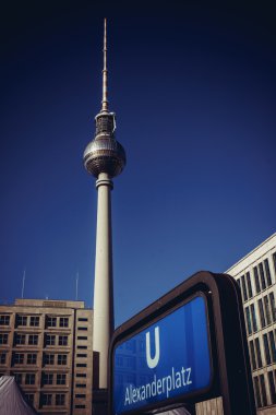 Berlin Alexanderplatz kulede