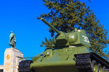 Sovyet savaş anıtı