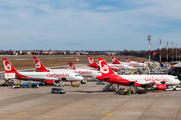 Homebase da Air Berlin é o aeroporto de Tegel — Fotografia de Stock