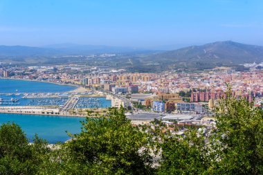 Cebelitarık şehir ve Havaalanı pist