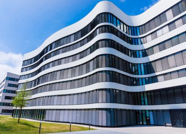 Dış bir modern ofis binası. Modern bina cephe