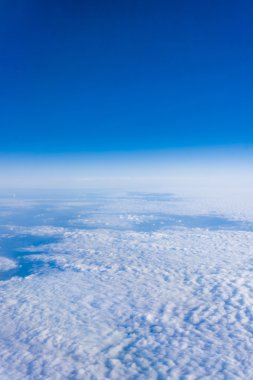 Güzel mavi gökyüzü