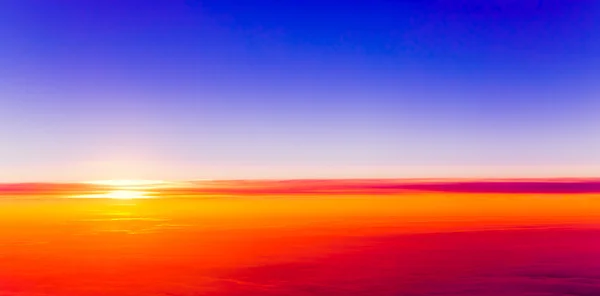 夕焼け雲の上 — ストック写真